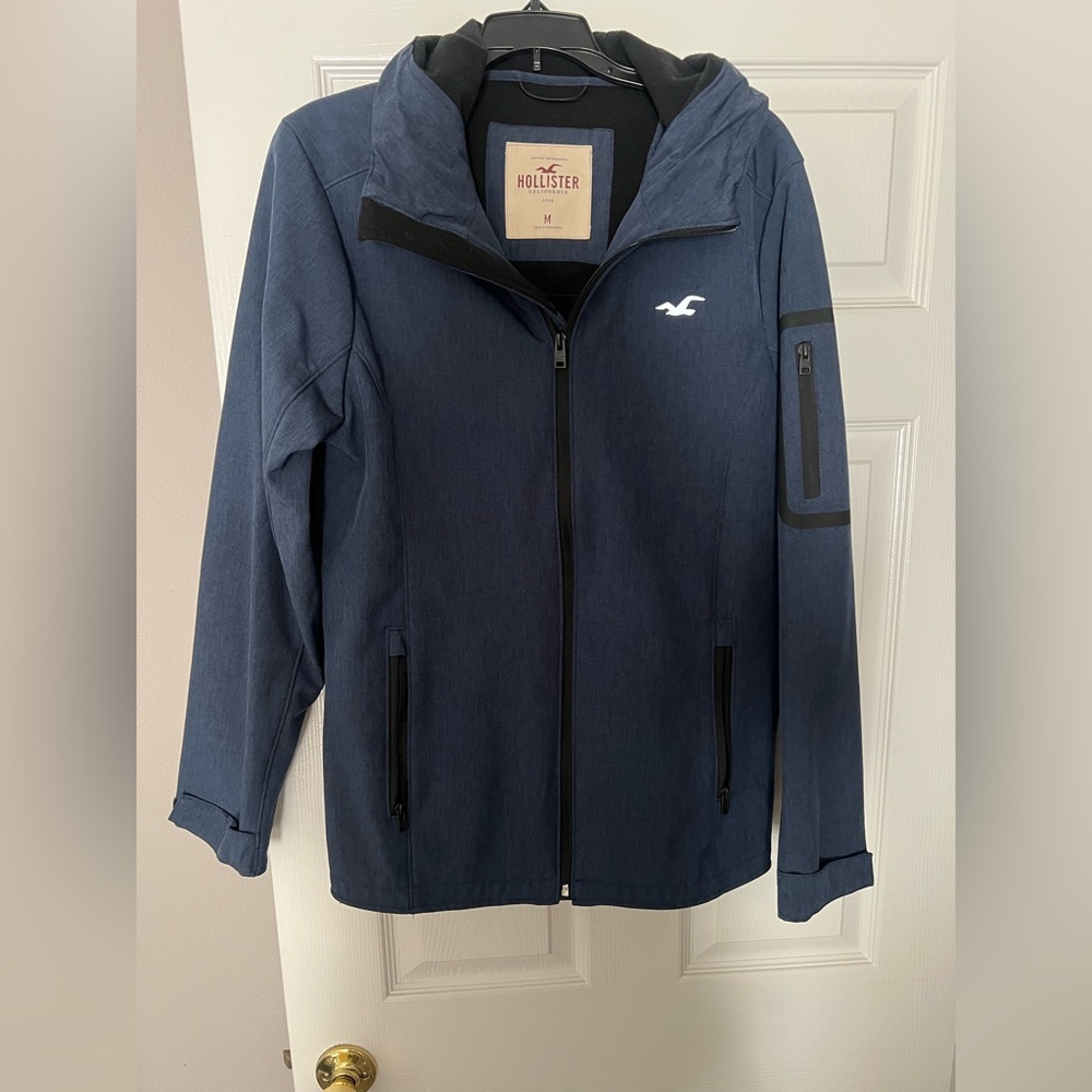 Hollister  California Men's Dark Blue Windbreaker with Black Accents